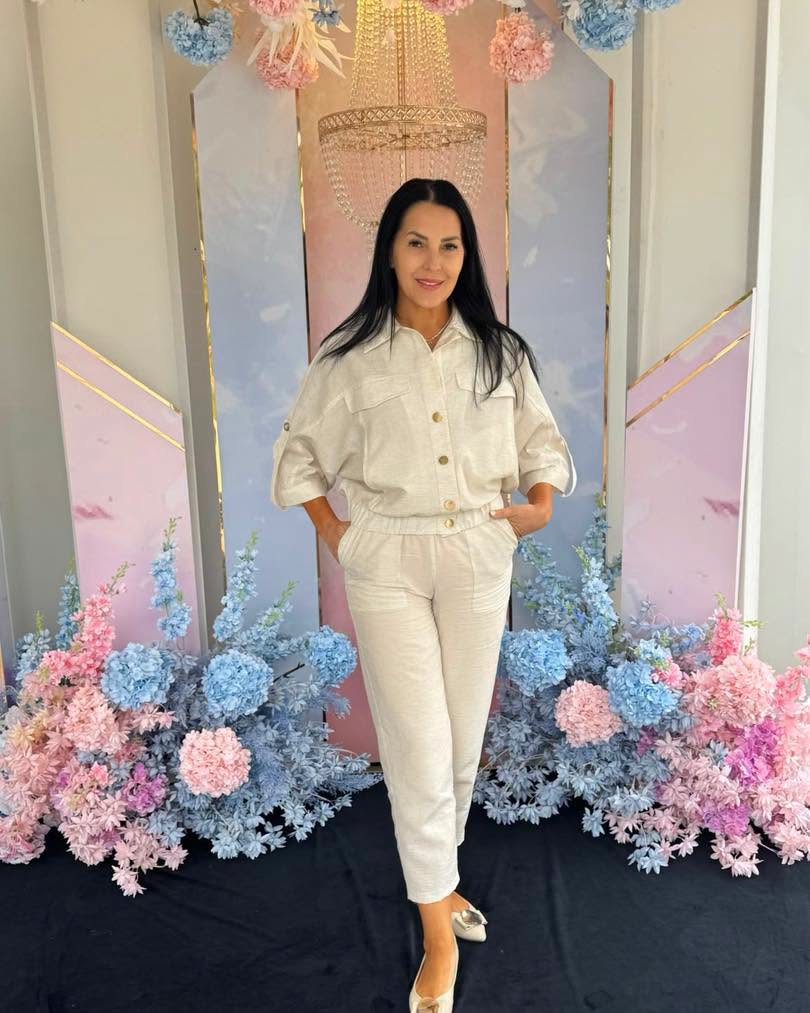 Angela Rusu, transformare spectaculoasă după ce a slăbit 30 de kilograme. Artista a trecut prin trei operații estetice într-o singură zi