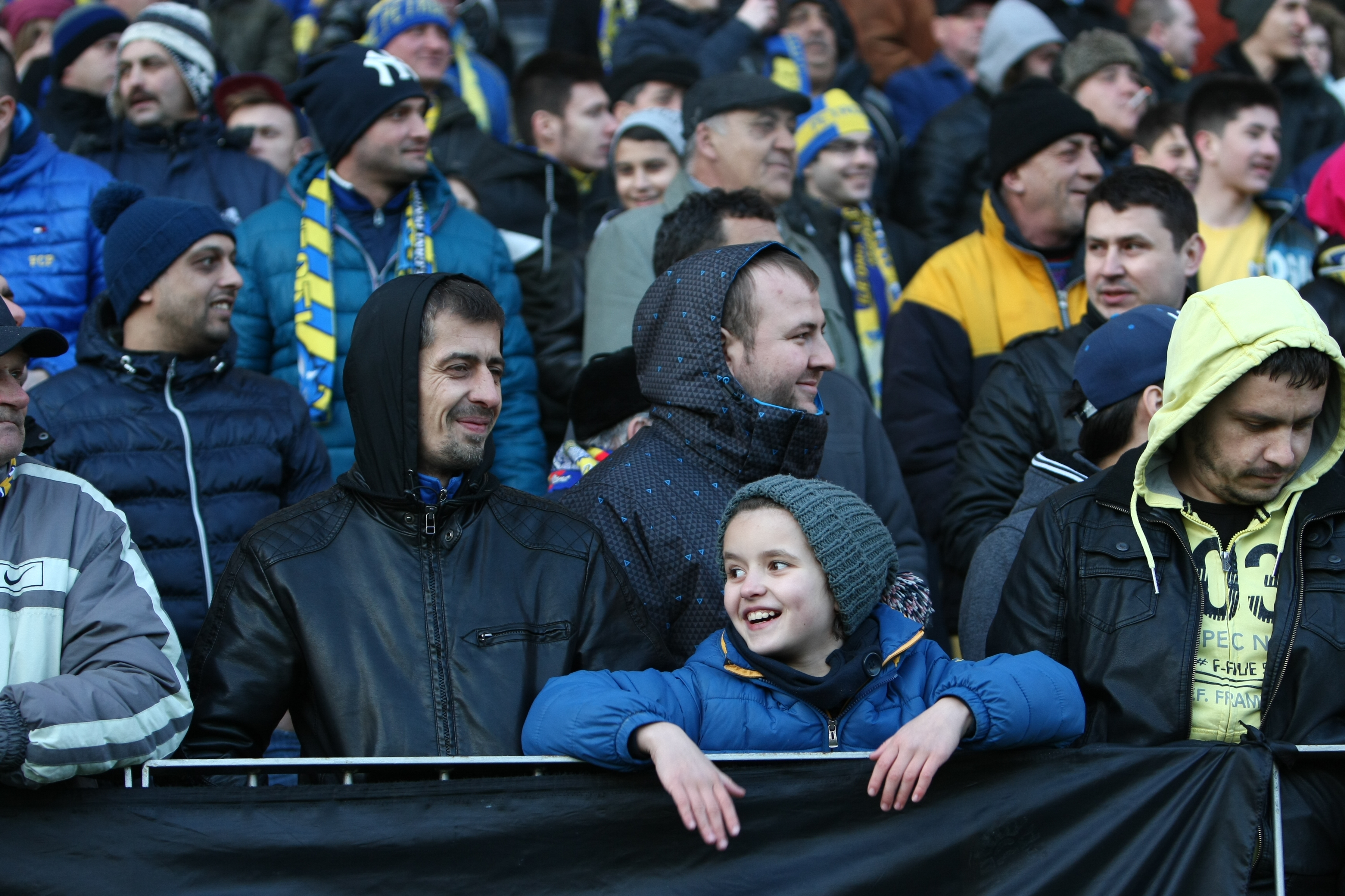 PETROLUL / Reunire incendiară la Ploiești! / GALERIE FOTO & VIDEO