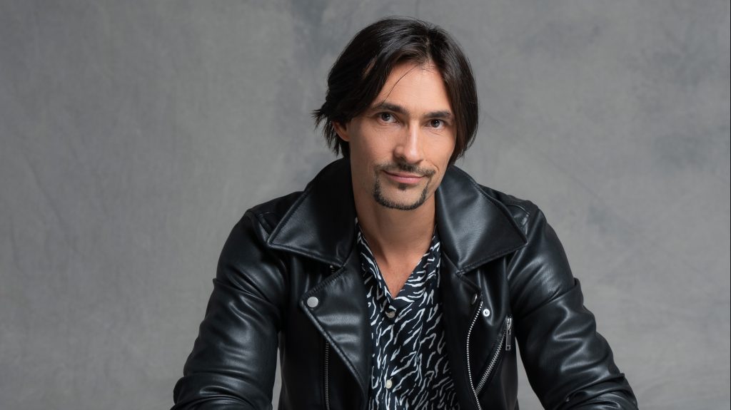 Gólyahír: megszületett a TV2 sztárjának gyermeke - itt az első fotó a kisbabáról