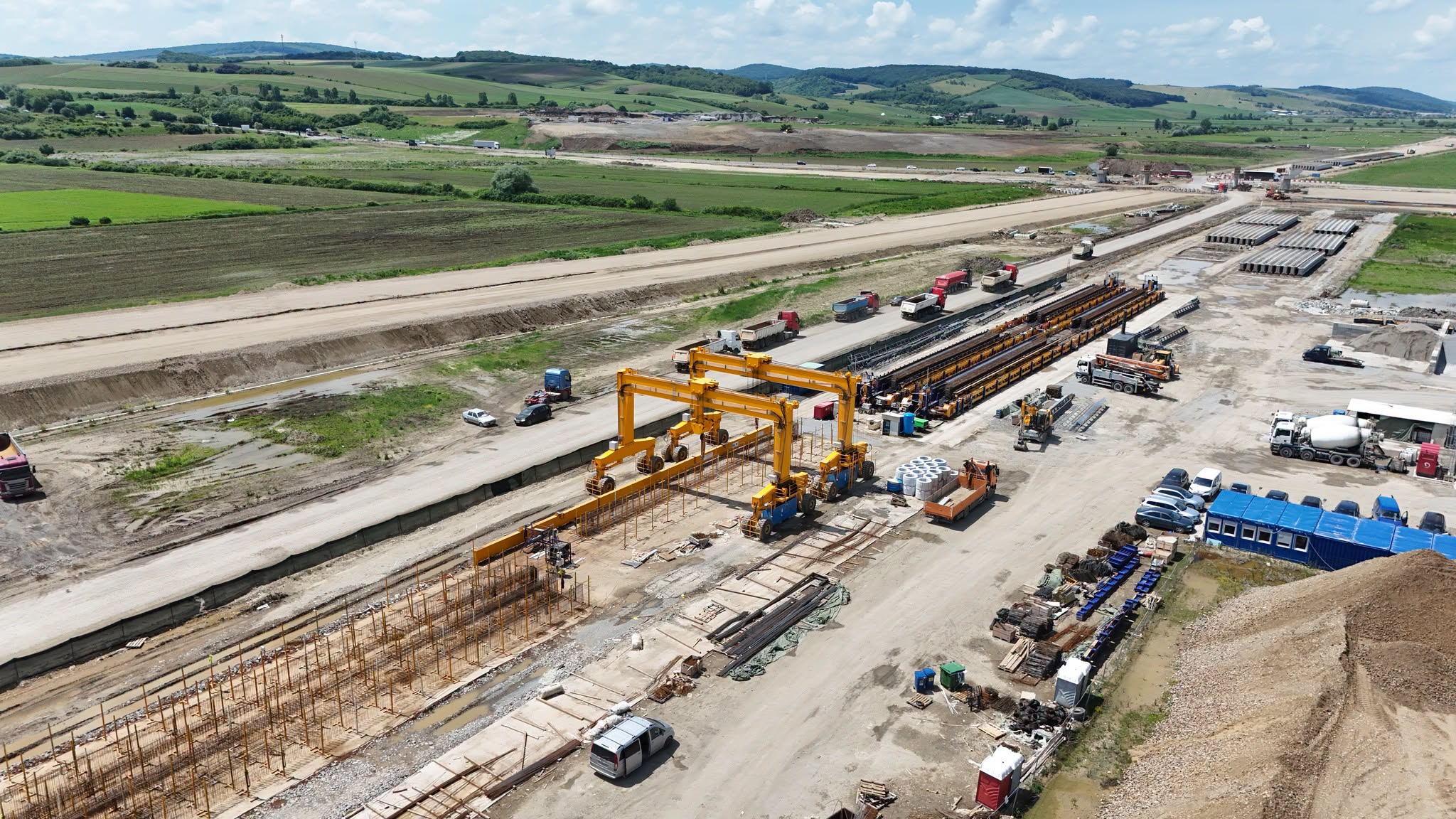 De când vom circula pe primii kilometri ai Autostrăzii Unirii A8: Lotul Târgu Mureș - Miercurea Nirajului a ajuns la 50%