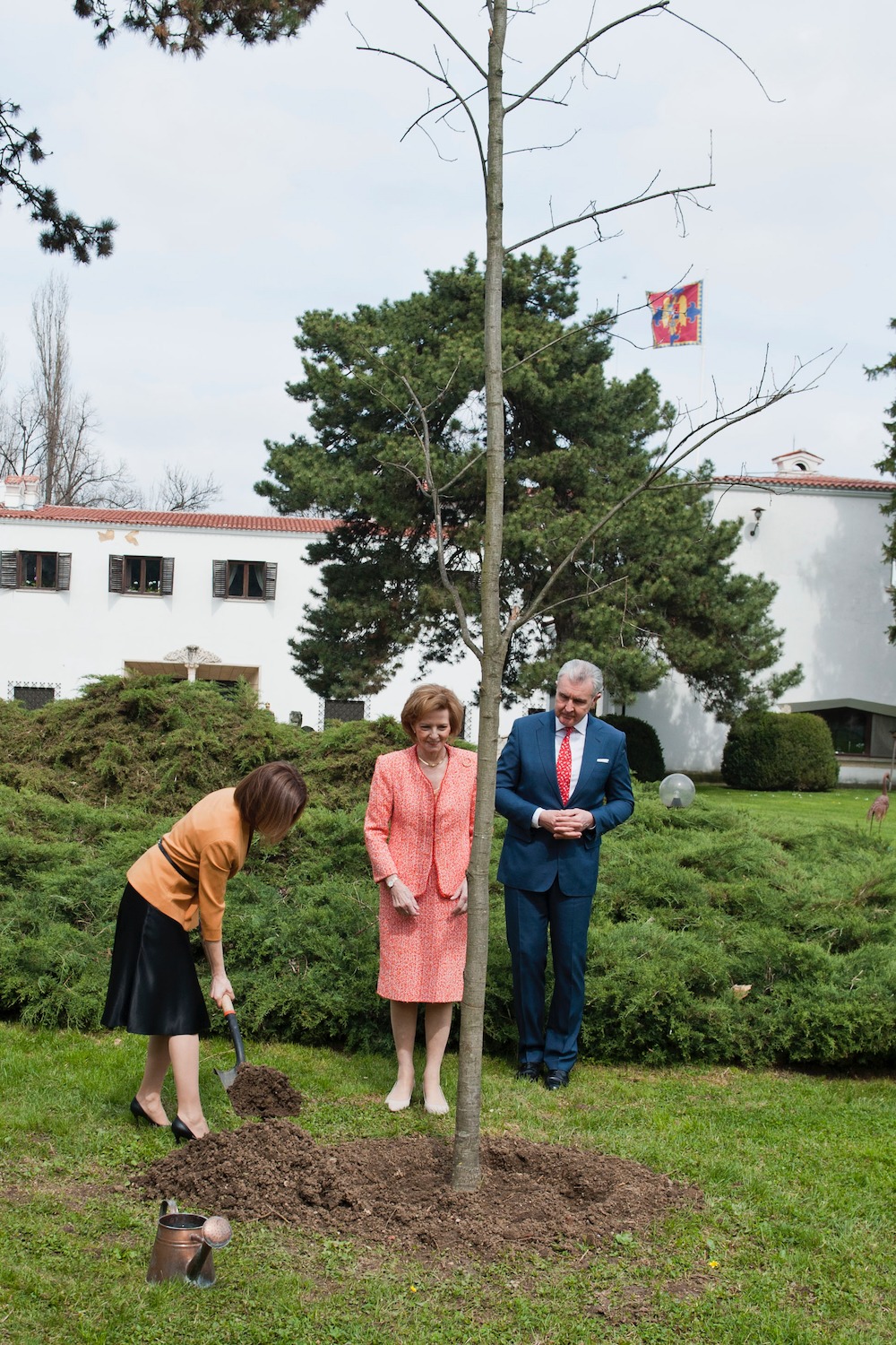 Maia Sandu, primită la Palatul Elisabeta de familia regală. Președinta Republicii Moldova a plantat un stejar