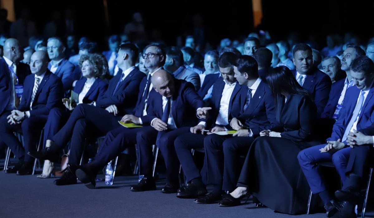 Congresul Extraordinar al PNL s-a încheiat: 1769 de liberali au votat pentru Ilie Bolojan și echipa sa / Puciștii din jurul lui Veștea, somați să demisioneze
