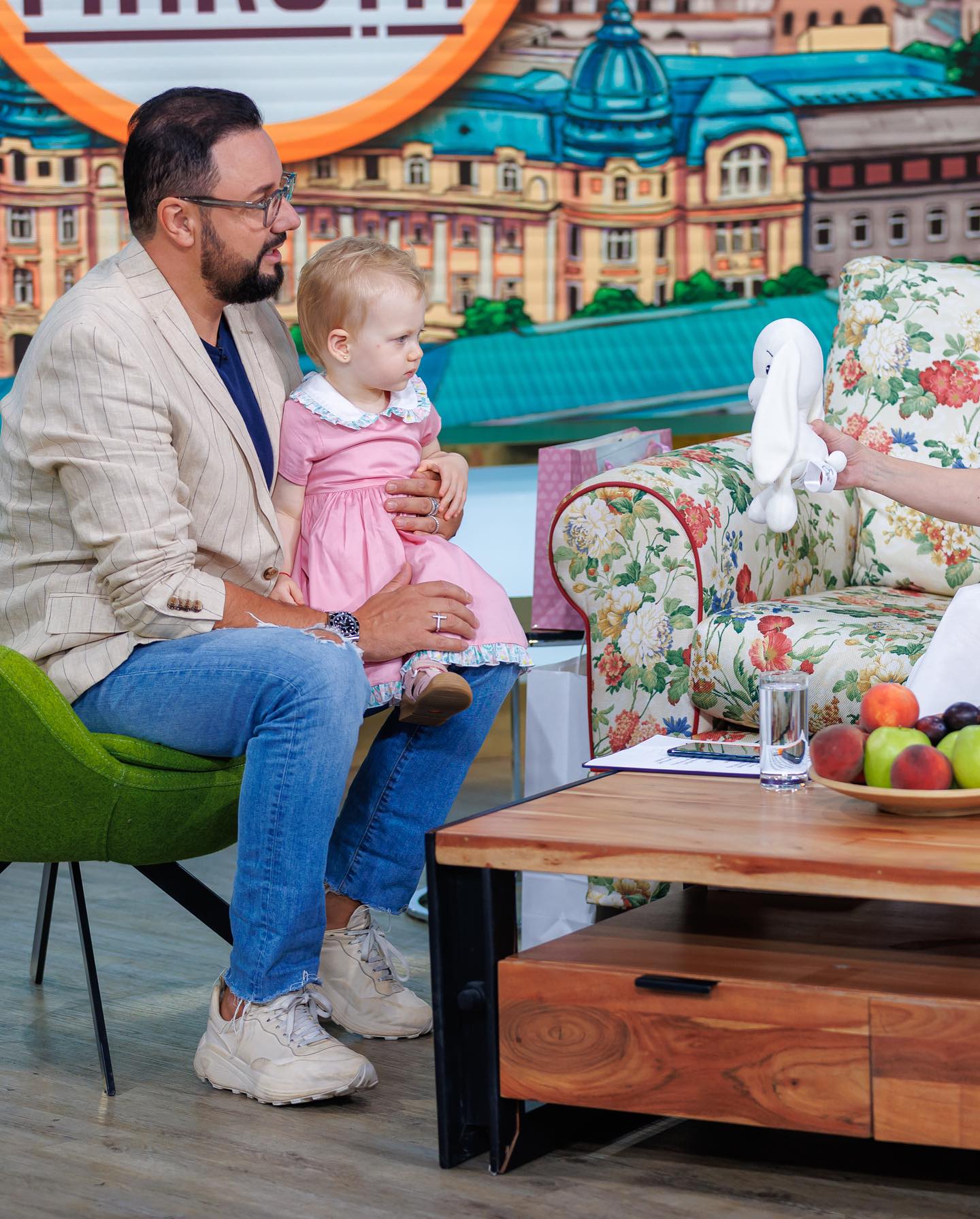Cum a slăbit Roxana Hulpe 40 de kilograme după ce a născut: „Nu m-am chinuit, sport nu am făcut”. Vedeta Pro TV e mulțumită de silueta ei