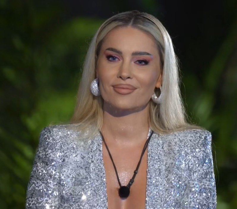 Oana Monea, primele declarații despre iubitul polițist. De câte luni sunt împreună: „Este extrem de frumos și, sincer, mă intimida la început”