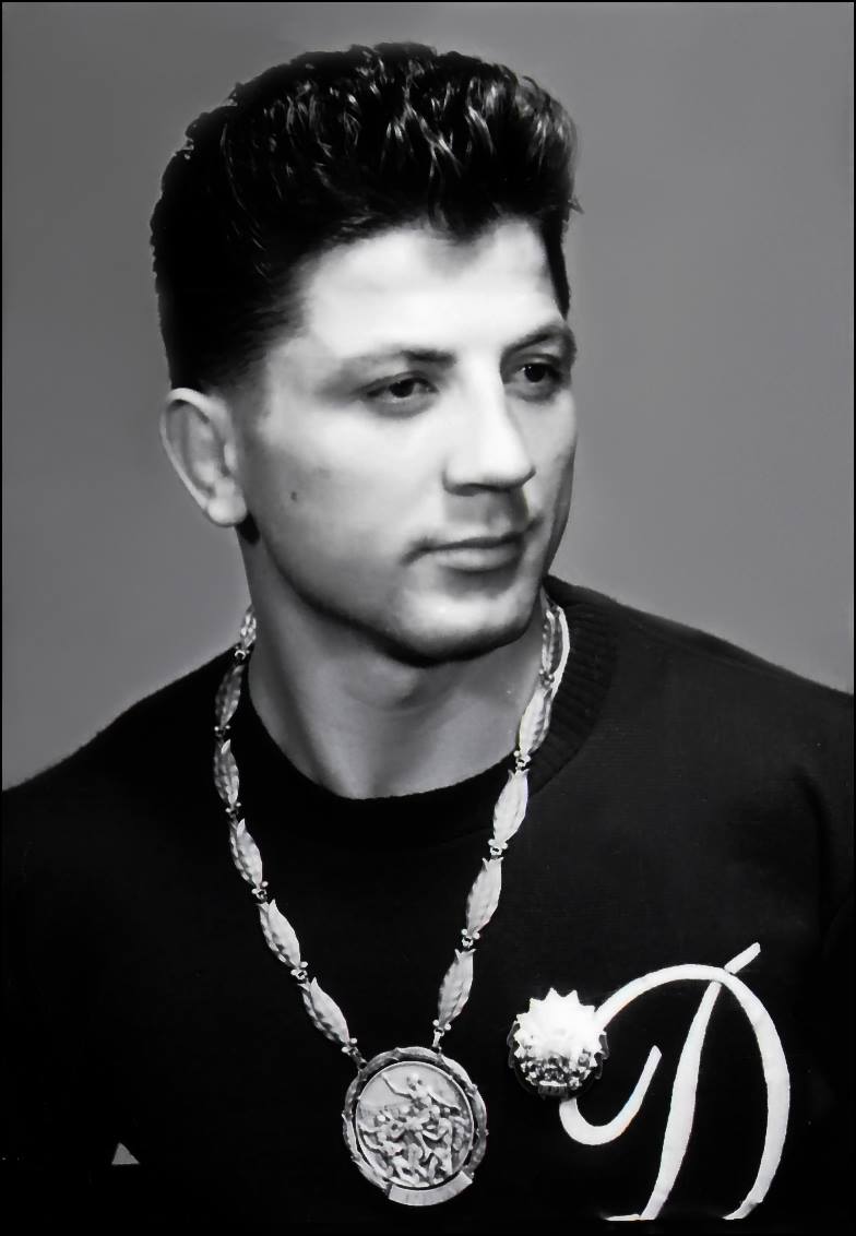 Mesajul emoționant al lui Fuego după ce a murit Ion Cernea, soțul Irinei Loghin. Multă lume credea că artista e mama cântărețului
