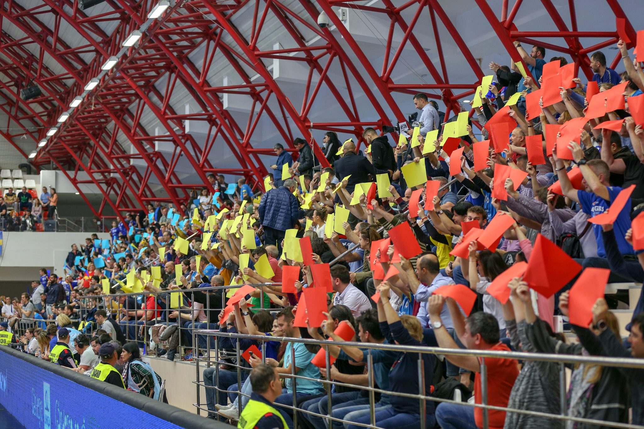 FOTO | CSM București a ratat calificarea în Final Four-ul Ligii Campionilor la handbal feminin. Două eșecuri cu Metz
