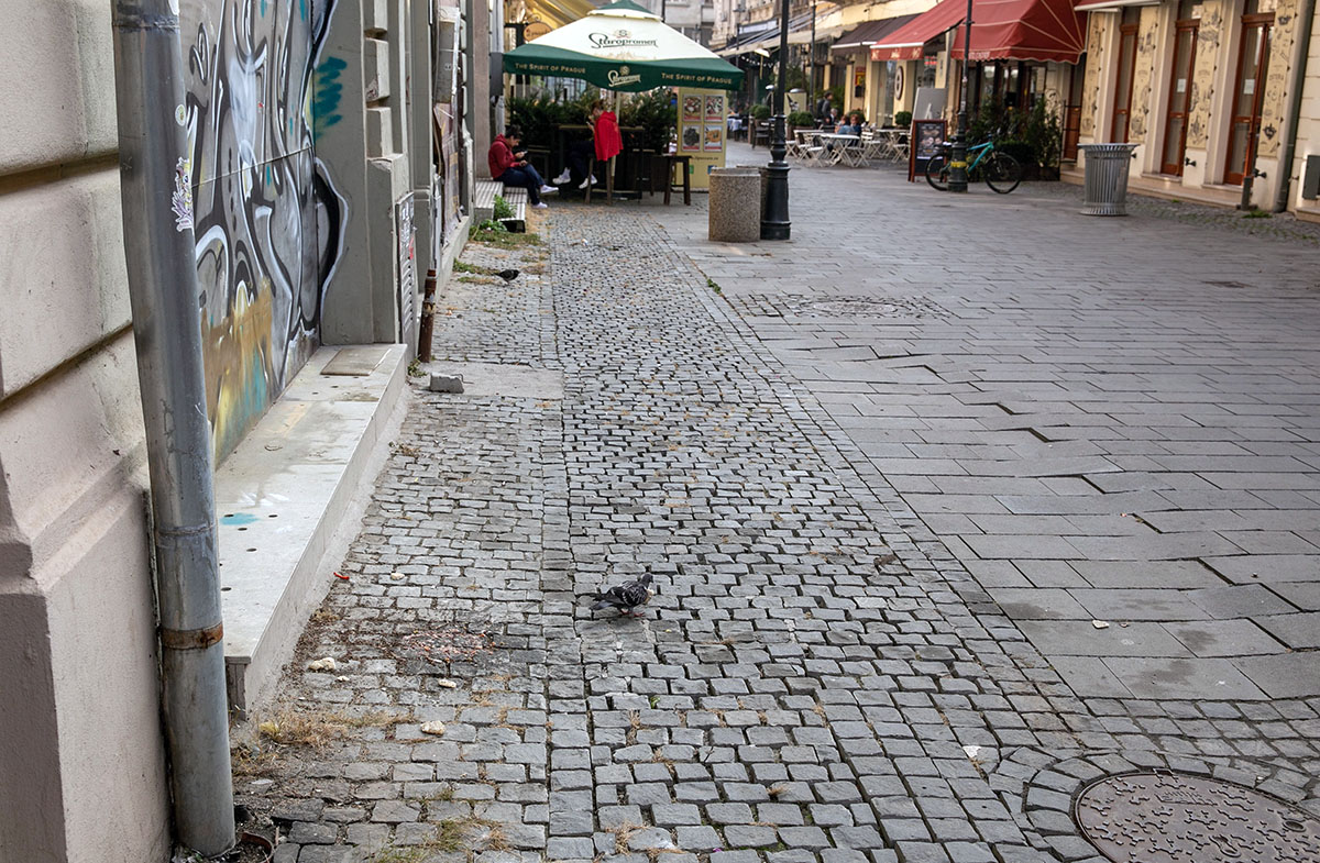 FOTOREPORTAJ | Fața murdară a Centrului Vechi din București, capitală vizitată anual de 1,2 milioane de turiști străini