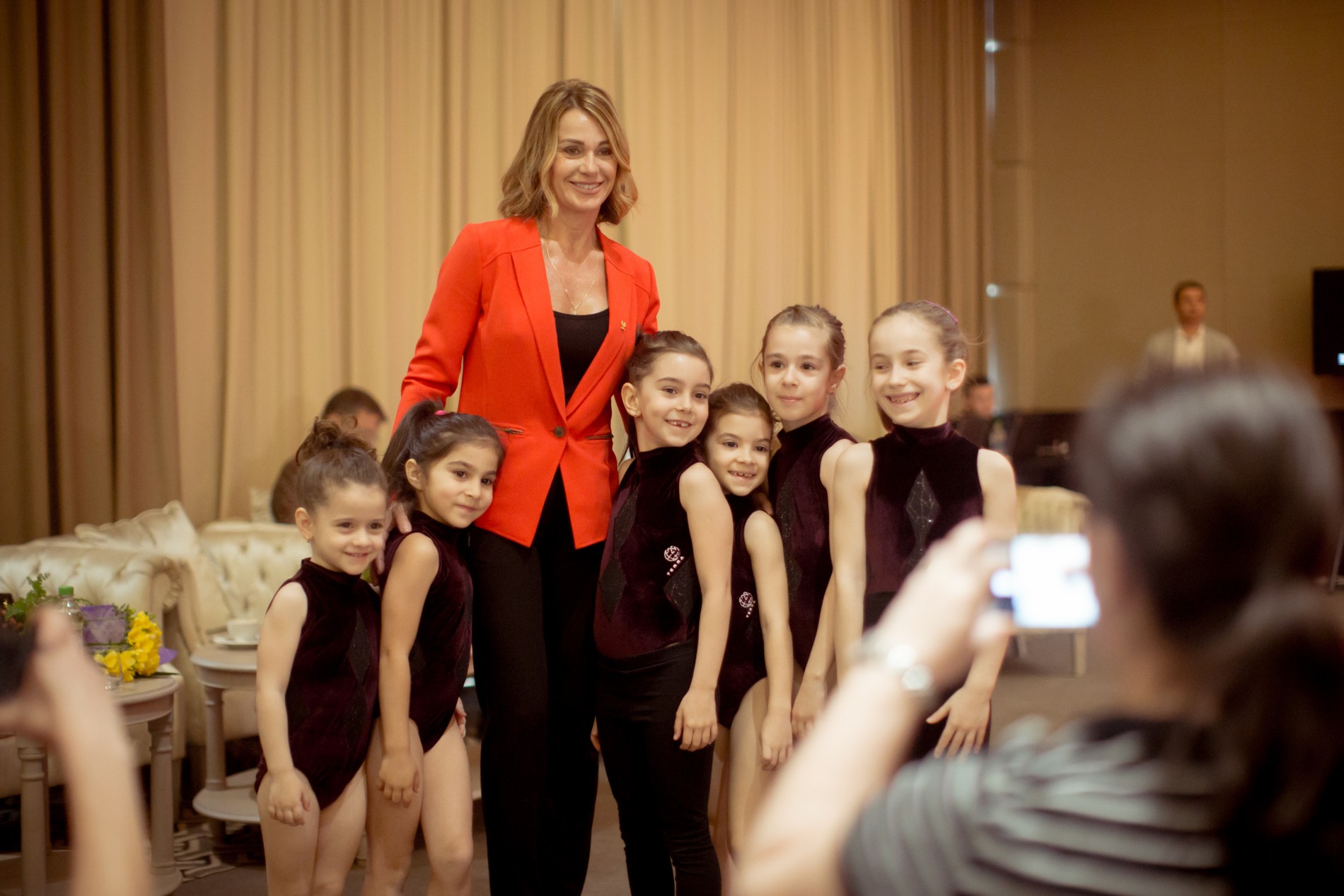 Gimnastica nu merge la Olimpiadă, dar copiii dau năvală în sală! Peste 100 de copii au participat la ”Festivalul de Gimnastică Nadia Comăneci” / GALERIE FOTO