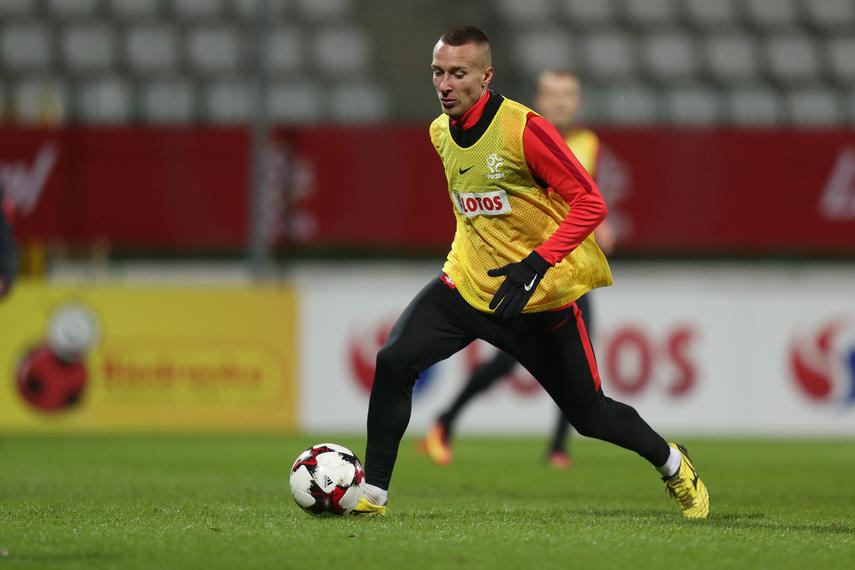 România - Polonia (vineri, ora 21:45, TVR 1). Imagini inedite din cantonamentul adversarilor tricolorilor | GALERIE FOTO&VIDEO
