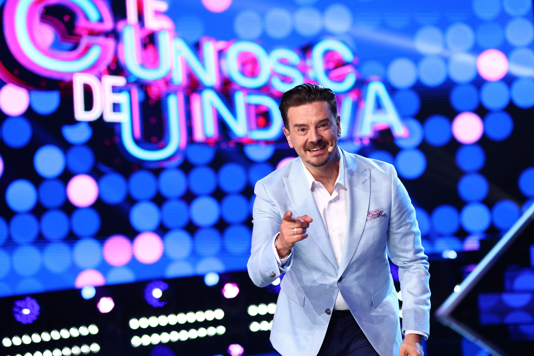 Moment inedit în gala de sâmbătă la „Te cunosc de undeva!”. Anunțul făcut de unul dintre jurați