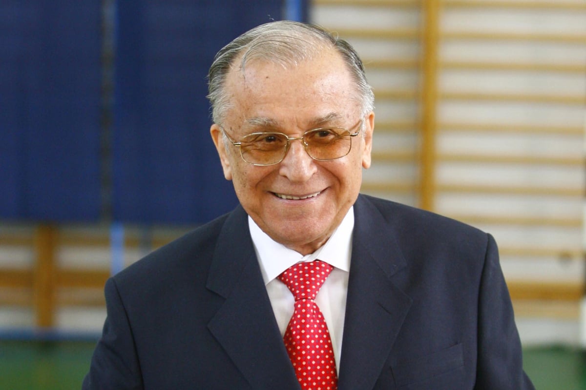Ce pensie avea Ion Iliescu și câți bani ar putea primi ca urmaș Nina, soția fostului președinte al României