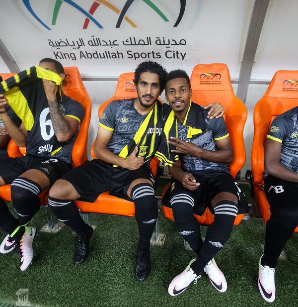 Victor Pițurcă s-a calificat la ”masa verde” în semifinalele Cupei Campionilor Arabiei Saudite VIDEO