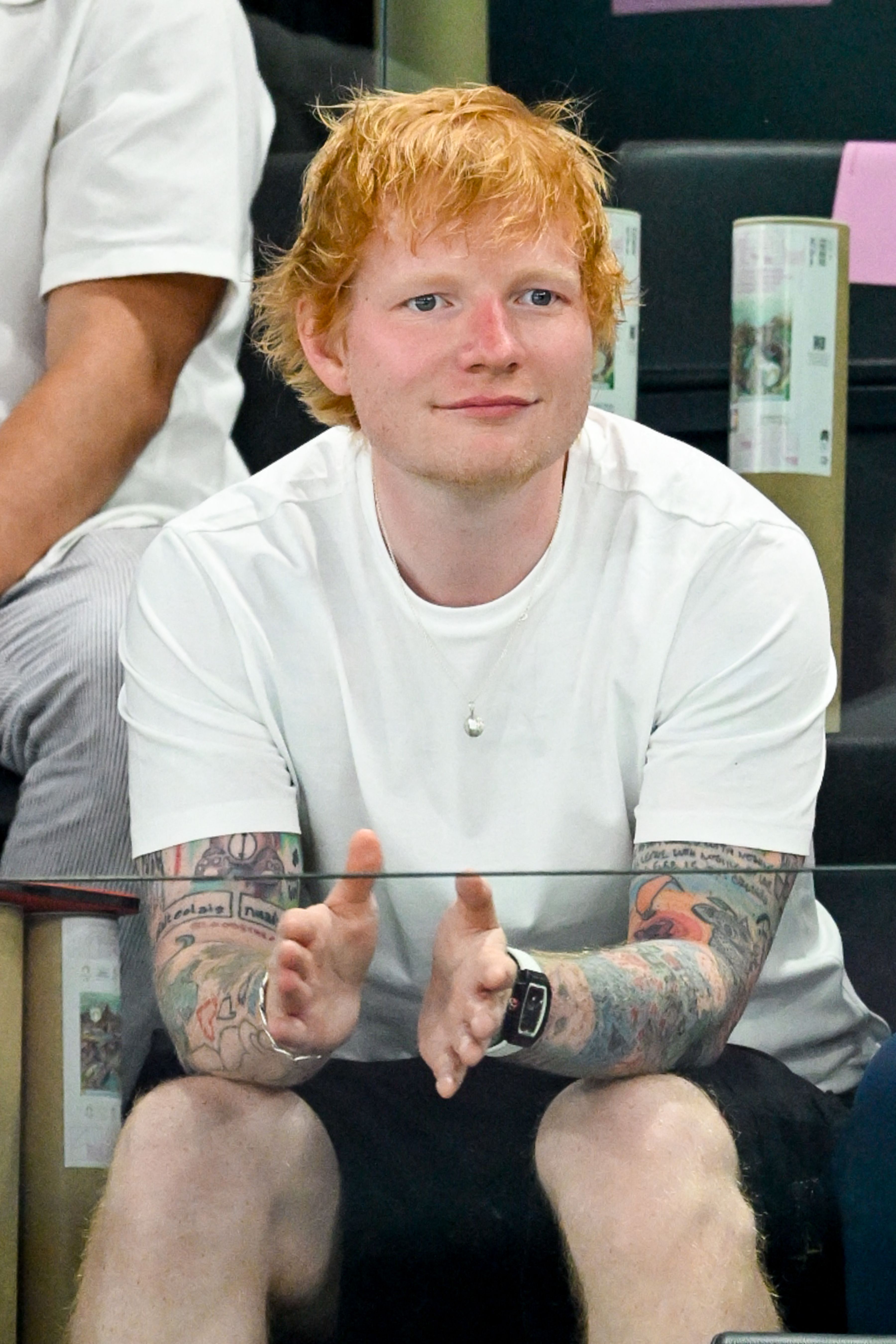 Ed Sheeran și Chris Hemsworth, la restaurantul unui concurent de la „MasterChef”, după concertul de la Arena Națională: „A fost superb”