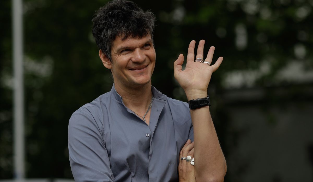 Tudor Chirilă reacționează dur după documentarul Recorder. Artistul așteaptă soluții de la Nicușor Dan și Ilie Bolojan: „Ajungem la concluzia că l-au împachetat securiștii”