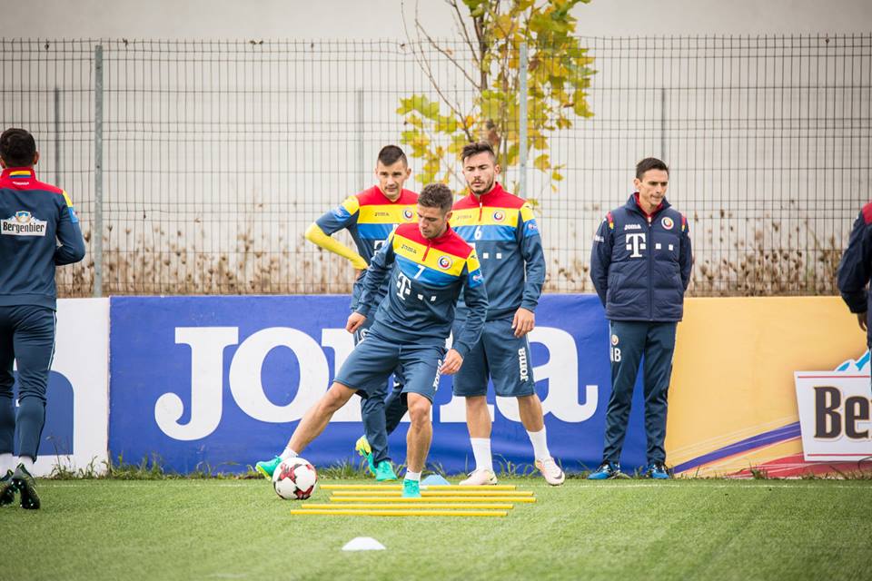 Armenia - România (sâmbătă, ora 19:00, TVR 1). Tricolorii s-au antrenat pe sintetic în vederea meciului de marți cu Kazahstan
