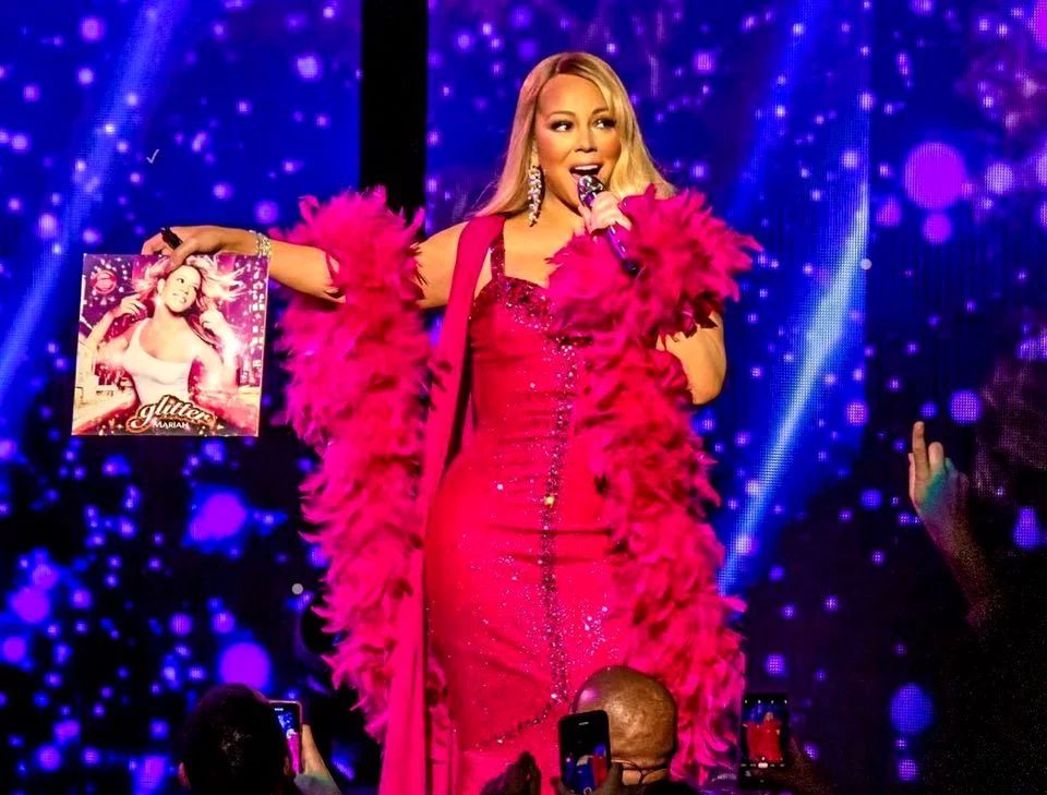 Mariah Carey și iubitul tinerel s-au despărțit după 7 ani de relație: „El își dorește o familie”. Bryan Tanaka e cu 14 ani mai tânăr decât artista