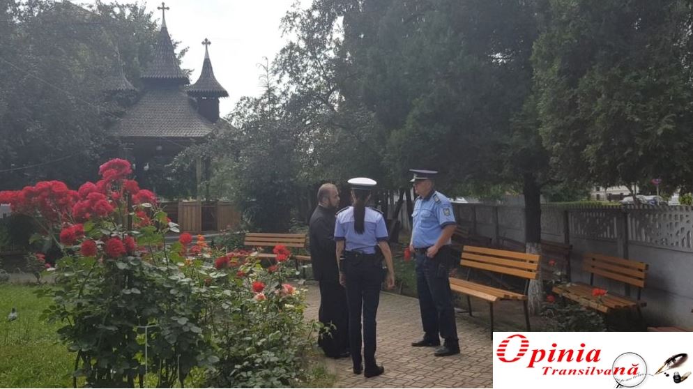 O biserică din lemn din Alba Iulia ar putea fi demolată. Monumentul istoric a fost pictat de o ucenică a lui Arsenie Boca