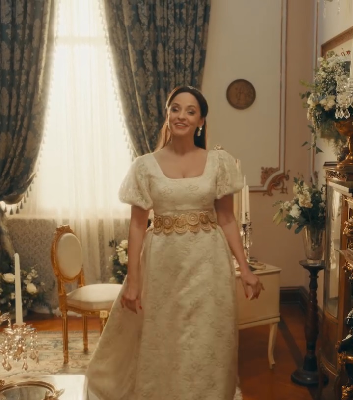 Proiectul pe care Andreea Marin îl are cu Netflix. A apărut îmbrăcată spectaculos: „Povestit de Zâna Surprizelor”