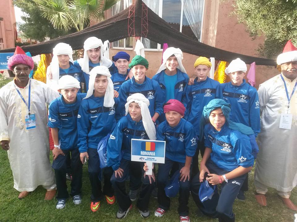 Copiii de la Academia Hagi au parte de o experienţă inedită în Maroc / GALERIE FOTO
