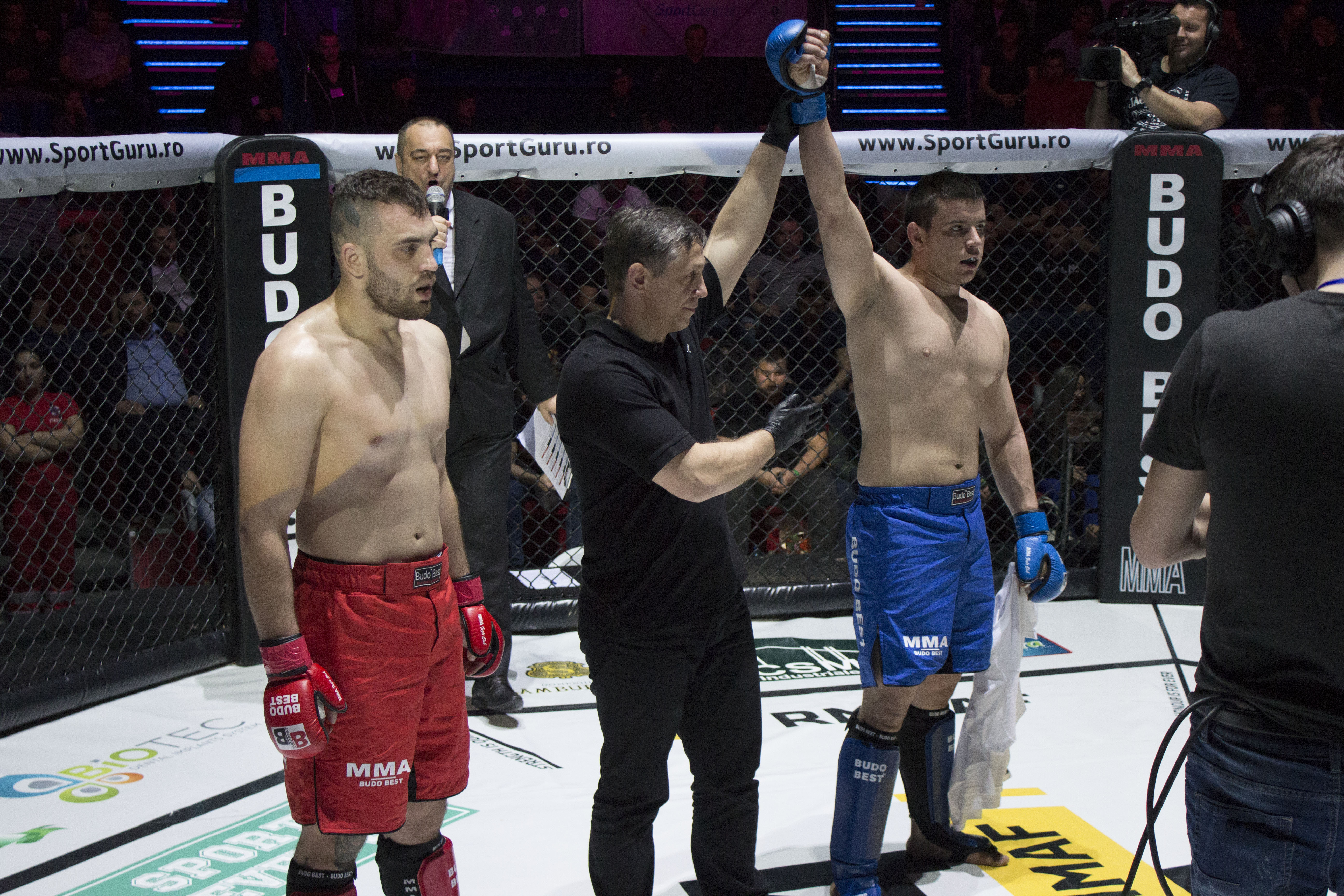 Divizia MMA  Drumul spre Las Vegas trece prin Braşov