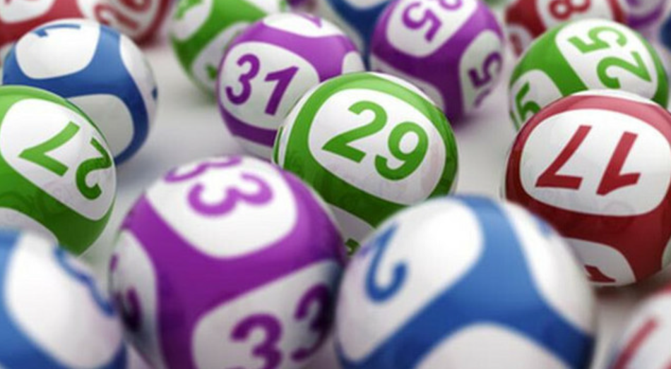 Kihúzták az ötöslottó számait! Ezek azok