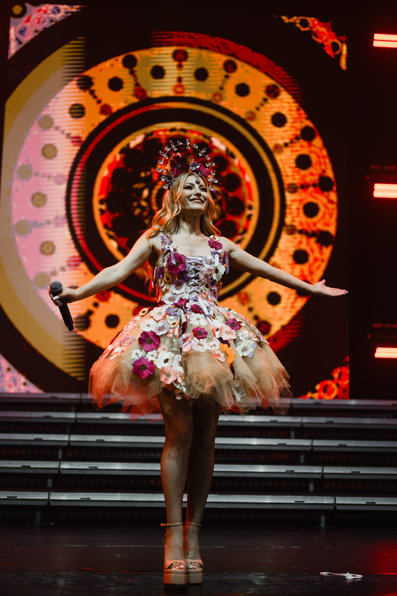 Elena Gheorghe a slăbit 4 kilograme pentru a ajunge la greutatea din liceu. Anunțul făcut pe scenă