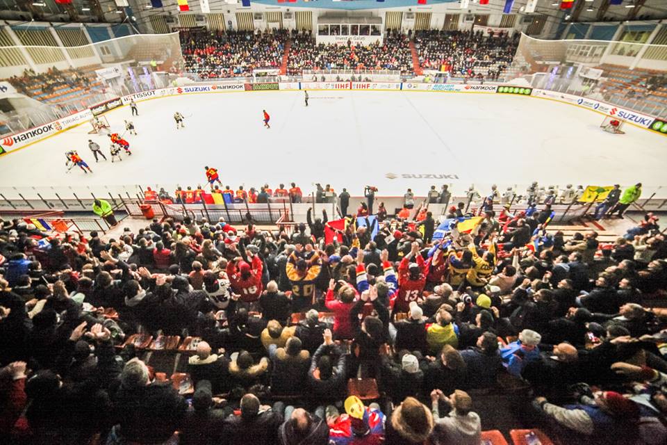 România a învins Spania și s-a calificat la Campionatul Mondial, Divizia I