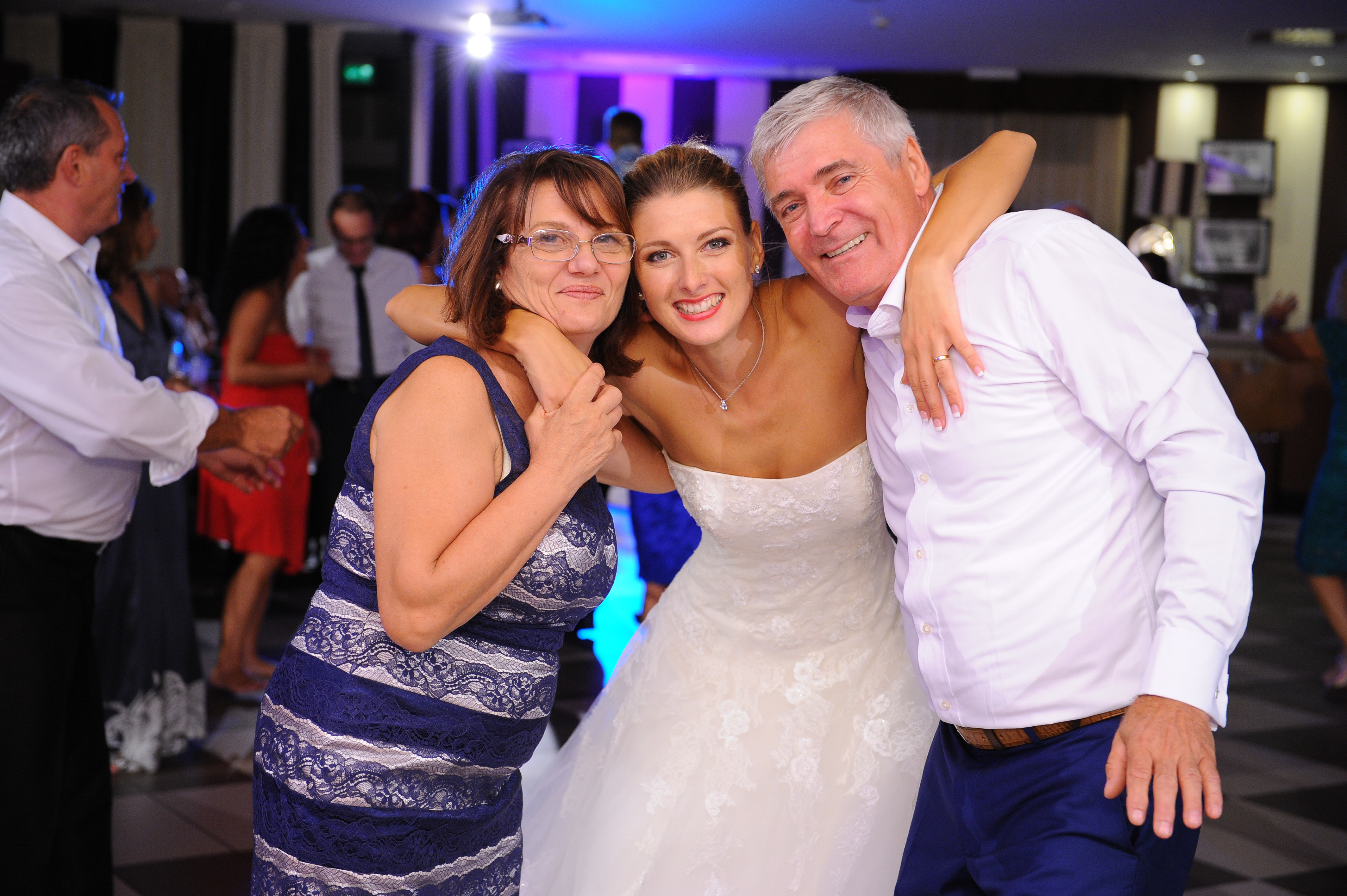 CRISTINA-I ȘMECHERIE! Fostă colegă cu Eliza Samara la CSȘ Constanța, a plecat la Bologna, unde și-a deschis o cafenea cu ștaif și unde antrenază copii la tenis de masă. A jucat ping-pong la propria nuntă / FOTO