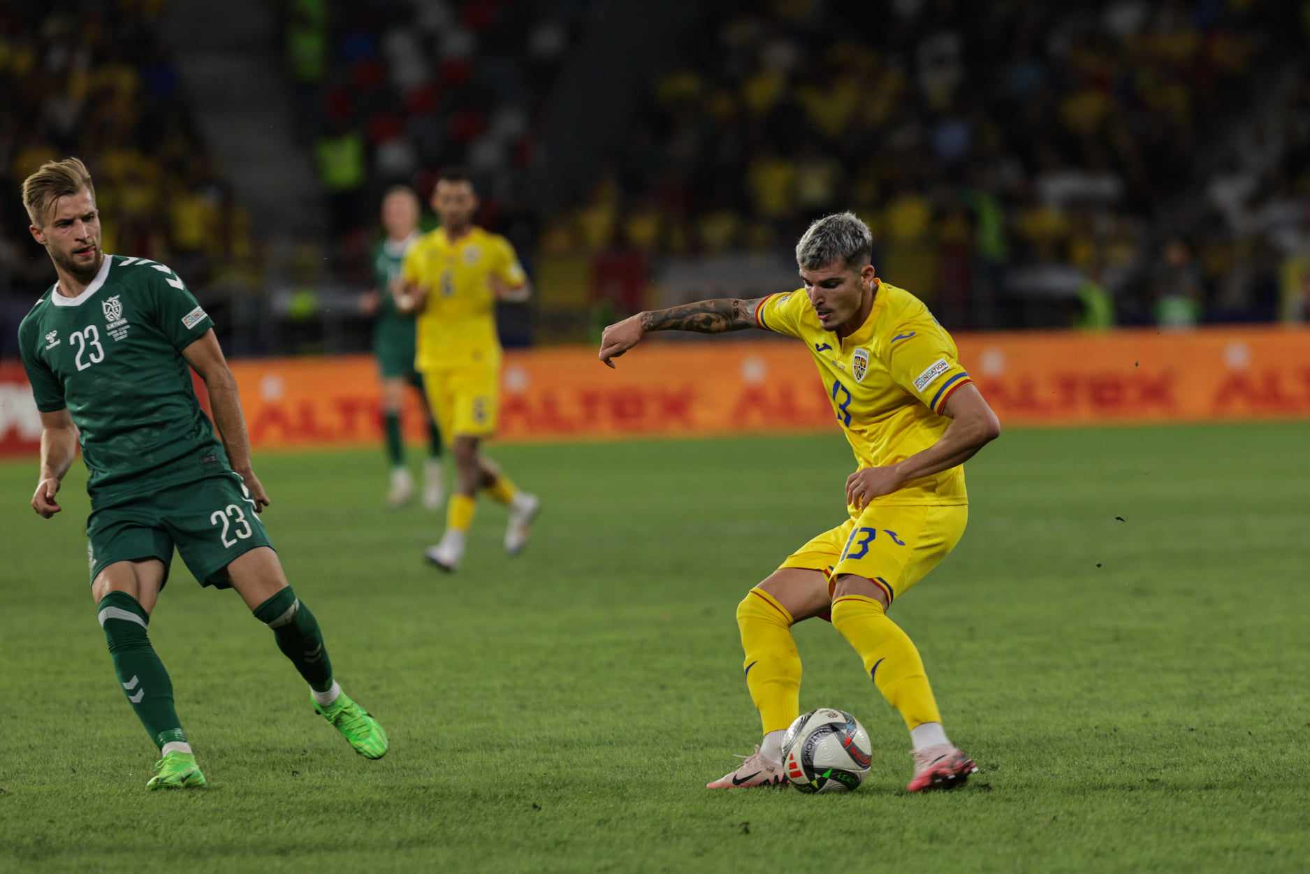 România - Lituania 3-1, în Liga Națiunilor. Schimbările lui Mircea Lucescu au adus victoria. VAR ne-a salvat de două ori