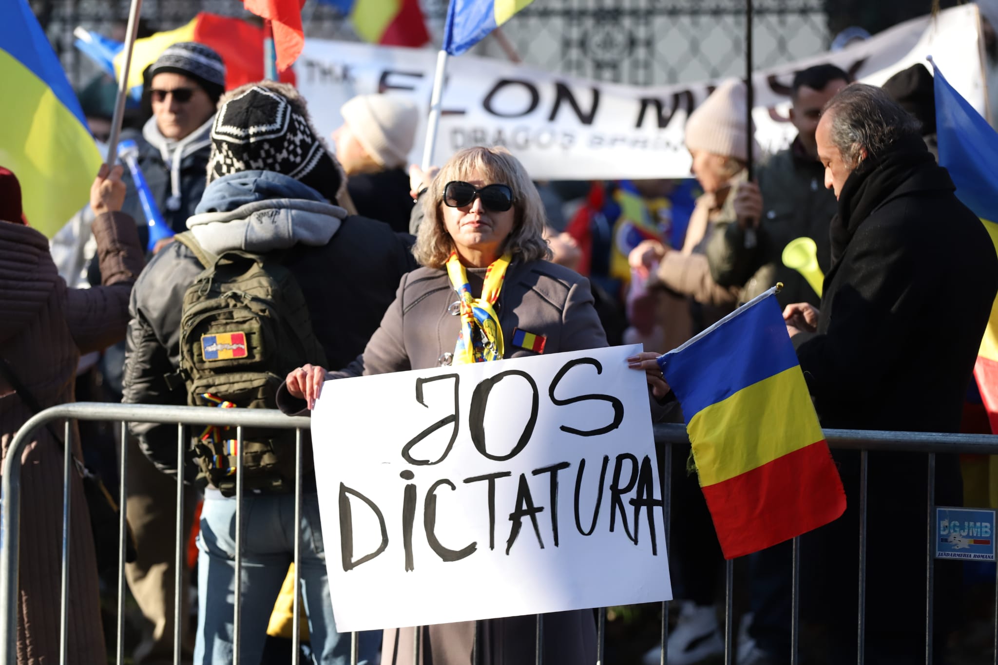 Proteste AUR în București și în țară, după ce Călin Georgescu a pierdut definitiv procesul prin care cerea reluarea alegerilor prezidențiale