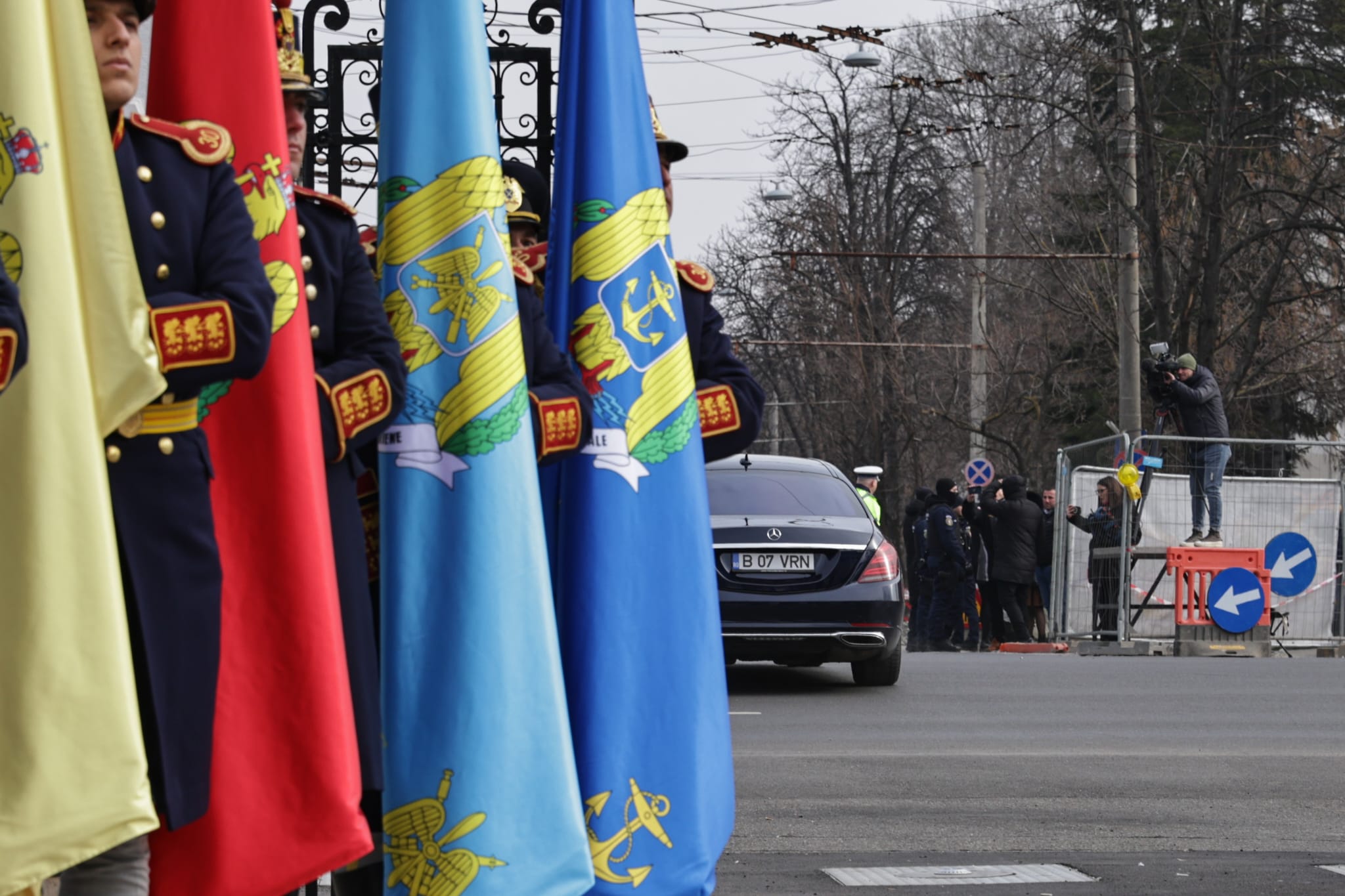 Klaus Iohannis a plecat de la Palatul Cotroceni. Ilie Bolojan e noul președinte interimar al României