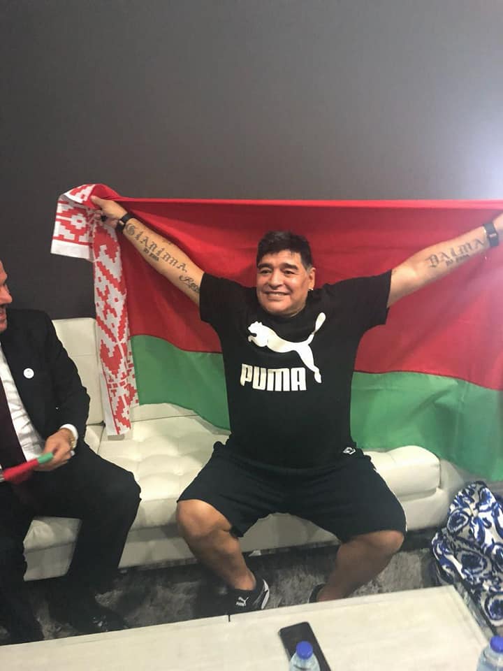Diego Maradona, la Dinamo Brest. Va fi președintele clubului. Probabil, și antrenorul echipei