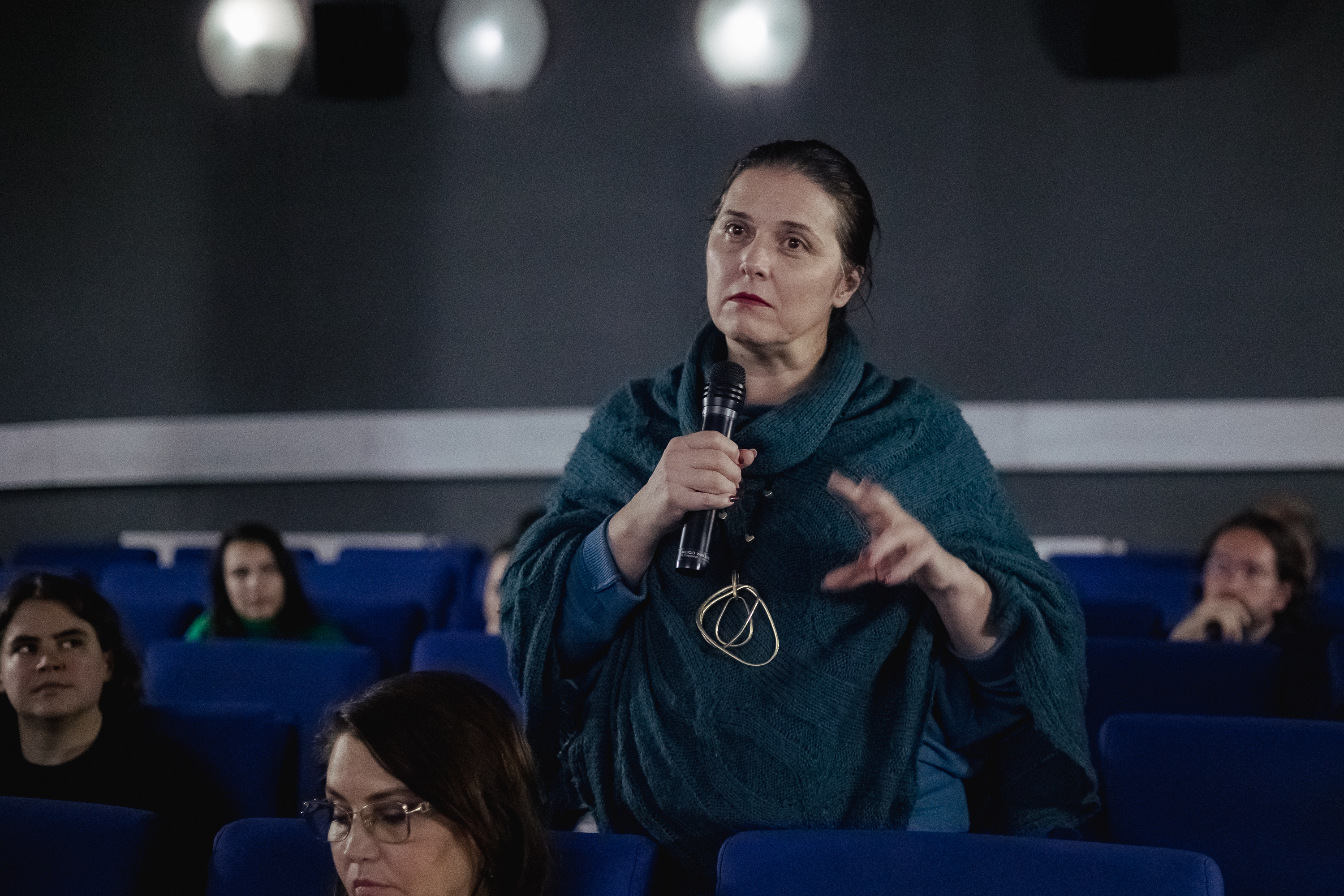 Un documentar premiat, regizat de o româncă, prezintă realitatea persoanelor intersex: „Un film care vorbește despre capacitatea noastră de a empatiza”