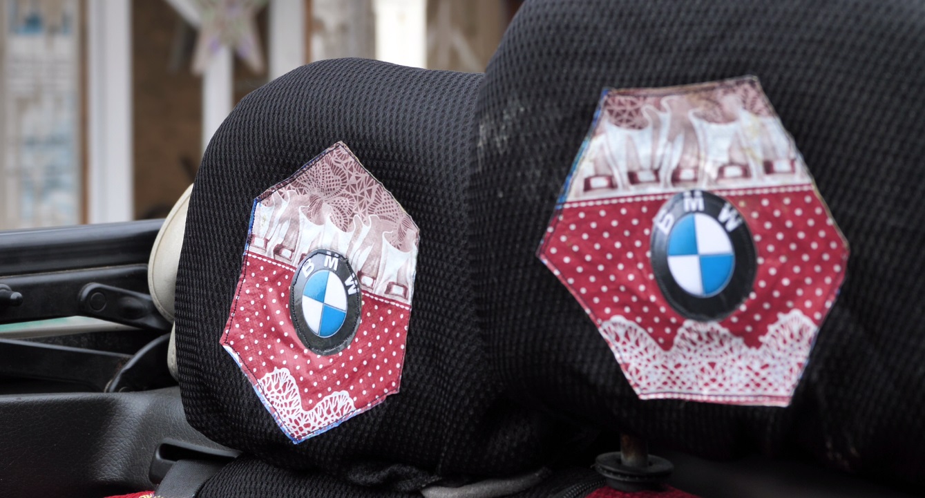 VIDEO. Cicică din Solonț și-a făcut BMW dintr-un Opel: „Am cea mai frumoasă mașină din România”