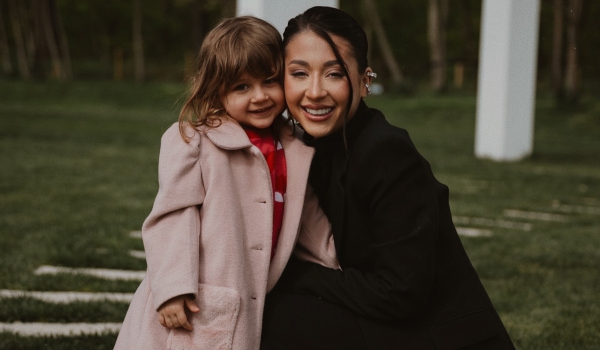 Imagini din casa inteligentă în care locuiește Nicole Cherry. Artista a făcut turul noii sale vile