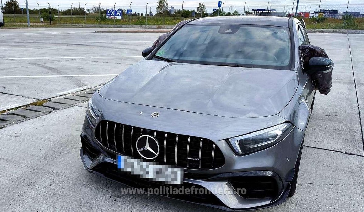 Un șofer român de TIR a rămas fără un Mercedes de 30.000 de euro, la Arad. Mașina era căutată în Spania
