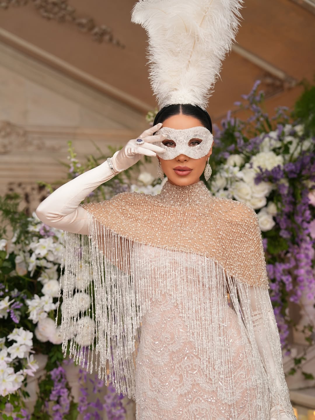 Imagini cu vedetele la Balul Mascat Bridgerton. Adelina Pestrițu și Nicole Cherry au atras atenția cu ținutele spectaculoase