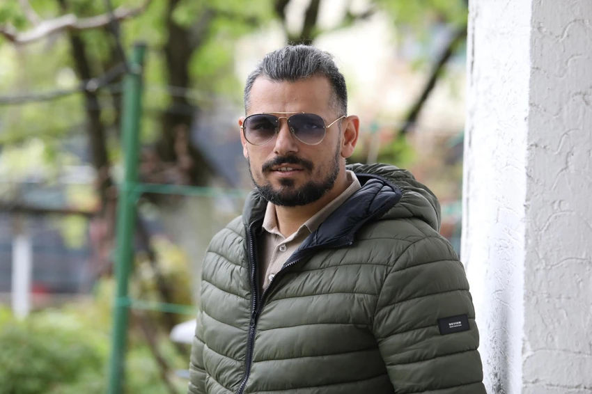 BORA SANTANA IMA NOVU DEVOJKU? Uslikan u društvu fatalne brinete, ne odvaja se od nje
