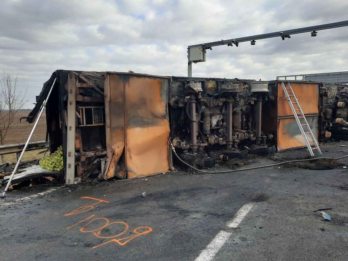 Șofer român de TIR salvat în ultima clipă din camionul care a explodat, în Ungaria: „M-am născut a doua oară” | VIDEO