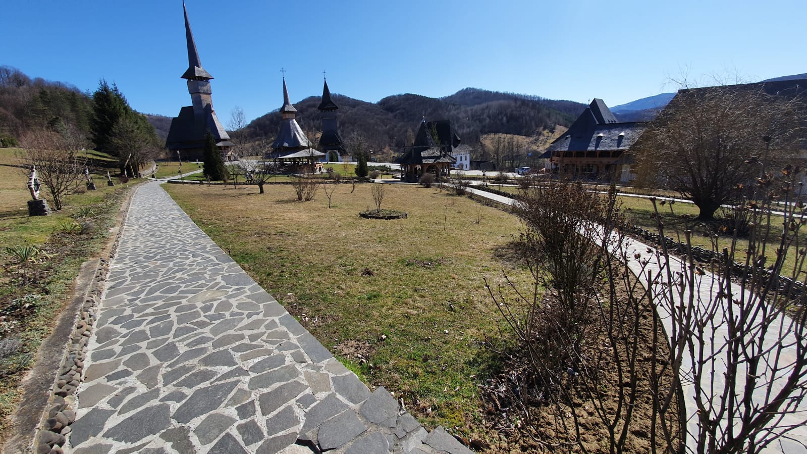 Turism pe timp de coronavirus. Libertatea a fost în Maramureş, unde a rămas doar urma zecilor de mii de turiști de altădată