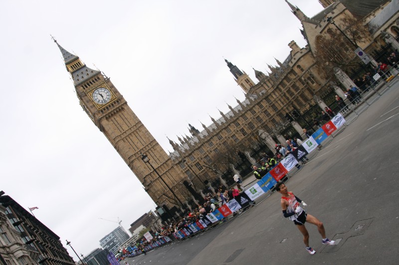 Etiopiencele și kenyenii, cei mai tari la Maratonul Londrei. Paula Radcliffe, în lacrimi / FOTO