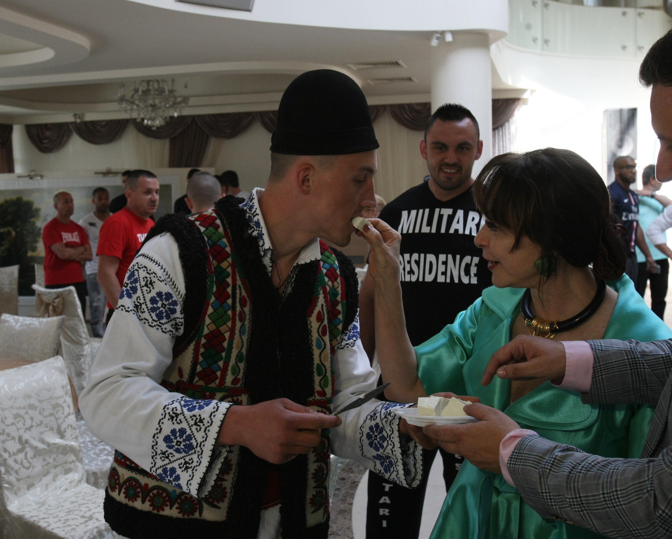 Luptătorii de la Superkombat București au trecut cu bine de proba cântarului oficial / GALERIE FOTO