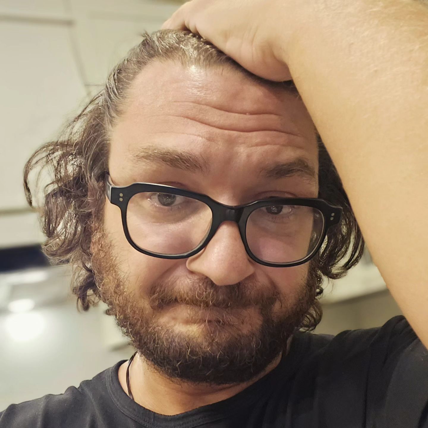Florin Dumitrescu a vorbit cu noii jurați de la „Chefi la cuțite”, după ce Antena 1 i-a anunțat oficial. Ce le-a transmis bucătarul
