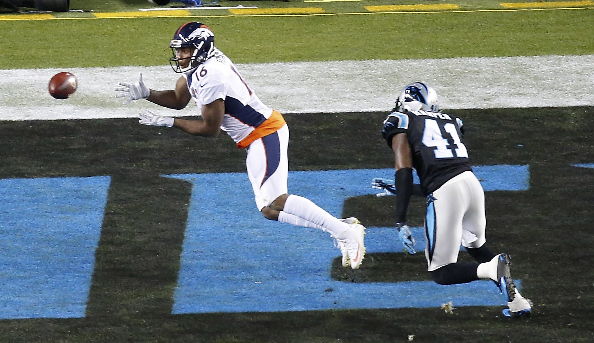 Denver Broncos a câștigat Super Bowl 50, ^după o finală de vis cu Carolina Panthers / GALERIE FOTO&VIDEO