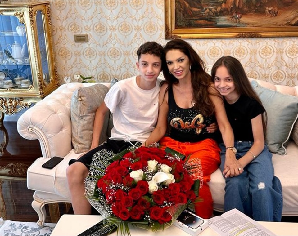 Cristina Spătar, răsfățată de soț cu mai multe vacanțe înainte de luna de miere. Anunțul făcut de artistă: „Ne pregătim”