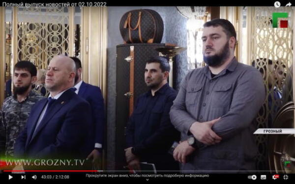 Ramzan Kadîrov are în birou un sac de box de 175.000 de dolari. Ce mai conține setul de lux deținut de liderul cecen