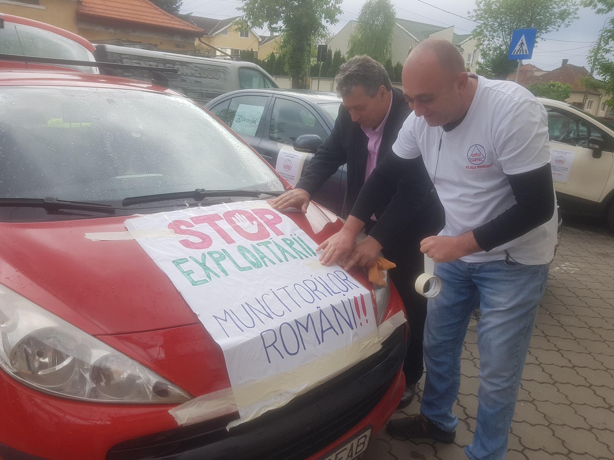 UPDATE / Greviștii de la Electrolux ajung, marți, la Pitești. Mai mulți muncitori au pornit azi spre Ambasada Suediei din București