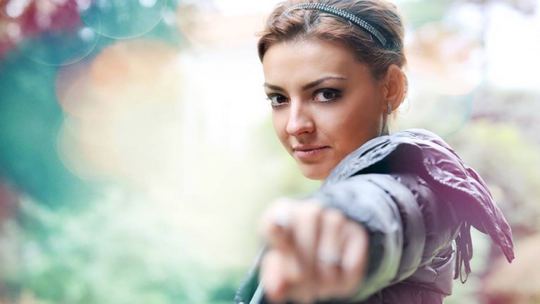 Încă o sportivă din România, ”Broscuța Motzy”, a pozat provocator! Anul trecut a fost declarată cea mai sexy din lume. ”Nu aș refuza să apar în reviste pentru bărbați!”, spune, curajos ”vagabonda”. Alte tricolore care s-au dezbrăcat fie în scopuri caritabile, fie de amorul artei. Listă fierbinte / FOTO&VIDEO