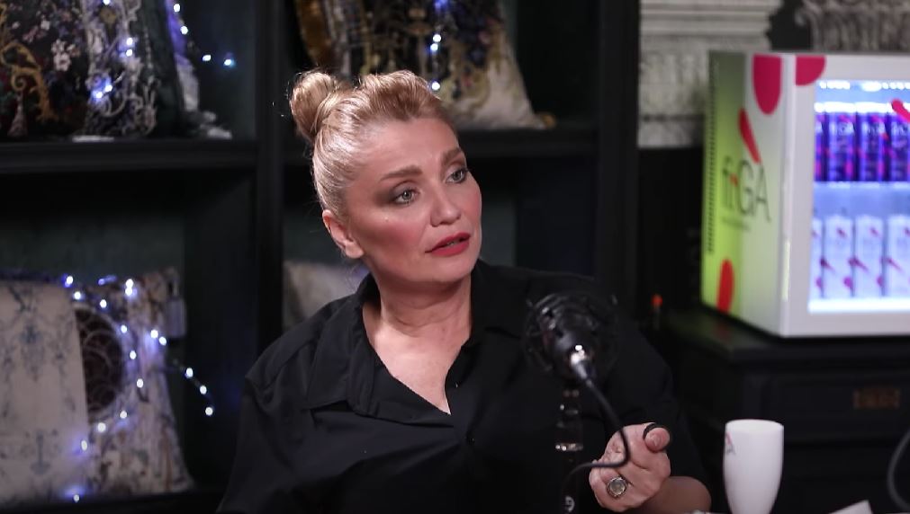 Cristina Cioran pleacă din țară cu noul iubit: „O să ne mutăm o perioadă din România”. Ce se va întâmpla cu fetița ei și a lui Alex Dobrescu