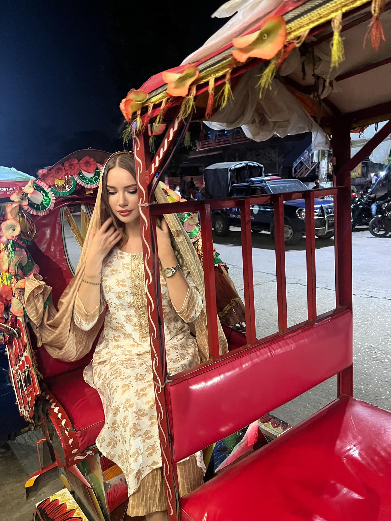 Otilia Bilionera, la primul concert în Bangladesh: „M-au primit ca un adevărat star”. Ce a pățit după ce a urcat pe scenă